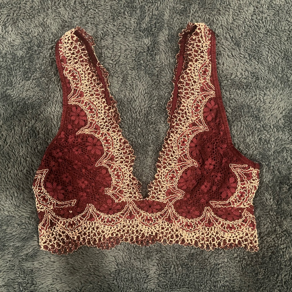 Victorias Secret - burgundy bralette - small